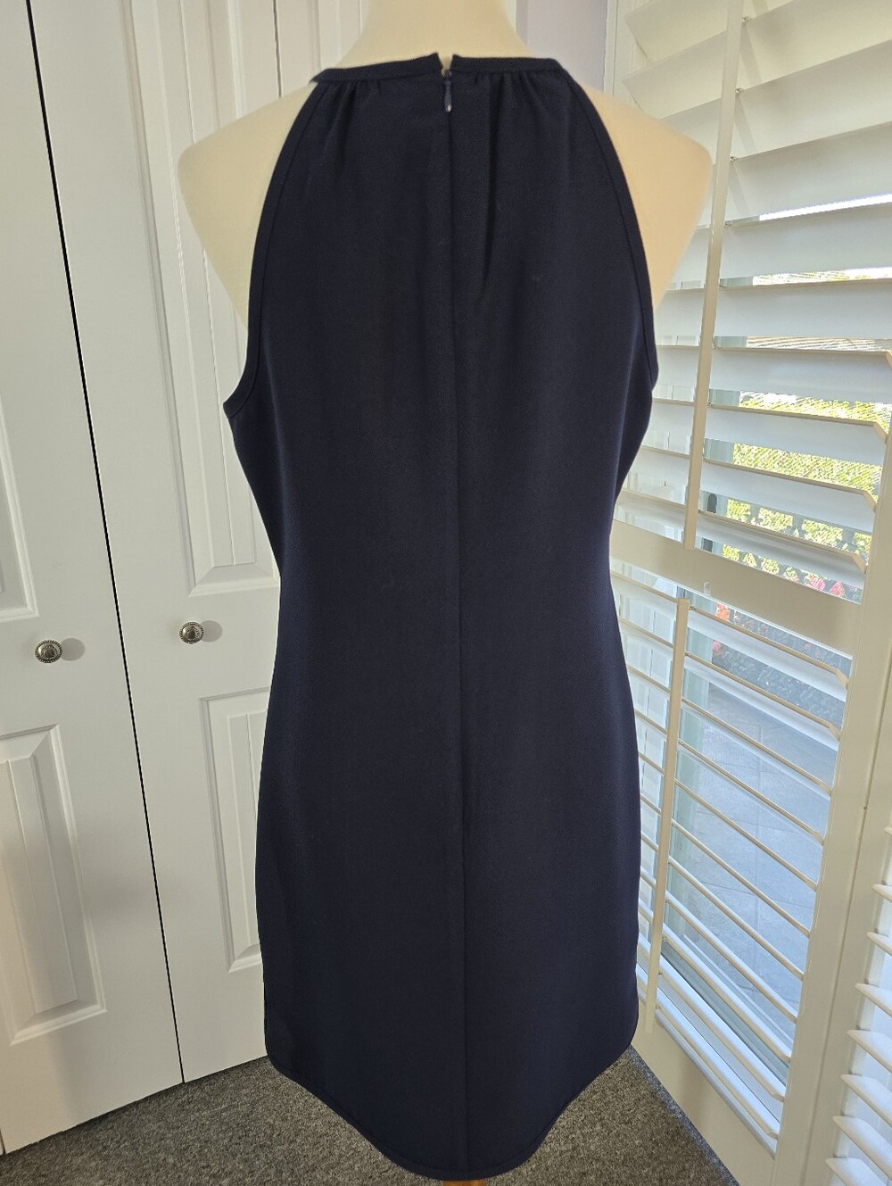 Banana Republic Sleeveless Navy Halter Dress With Front Keyhole Minimalist Look - Picture 8 of 10
